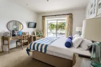 Mr & MRS Smith Salcombe Harbour Hotel Hotels in 