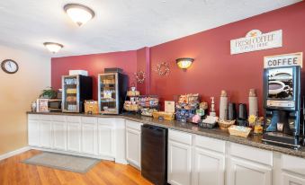 Fireside Inn & Suites Gilford - Housity