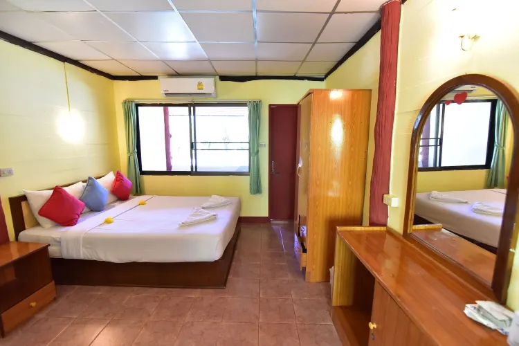 Standard Room with Aircon Non smoking