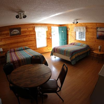 Family Twin Room, 2 Queen Beds, Courtyard Area Crater Lake Resort Promo Code