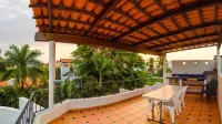 Contemporary Villa in Lush,Tropical, Private Paradise