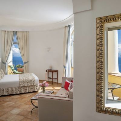 Suite (Farouk Master) Hotel Caesar Augustus Promo Code