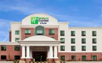 Holiday Inn Express & Suites WILMINGTON-NEWARK by IHG Hotels in 