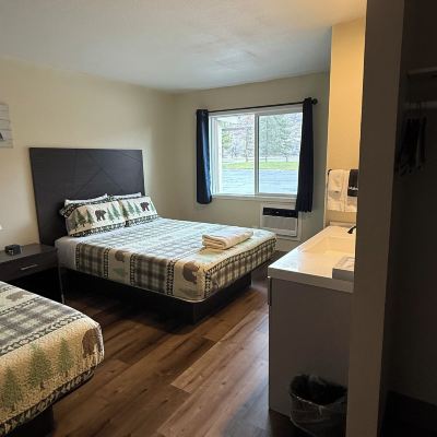 Double Queen Deluxe Winthrop Inn Promo Code