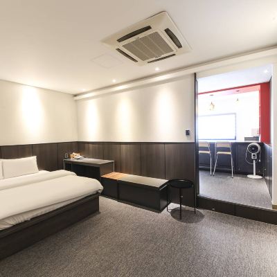 Party Suite Top Hotel Promo Code