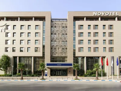 Novotel Tunis Lac Отели в г. 