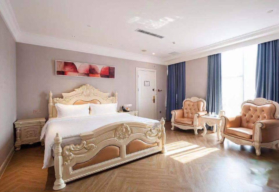 行政大床房（ 超大床+全景落地窗）