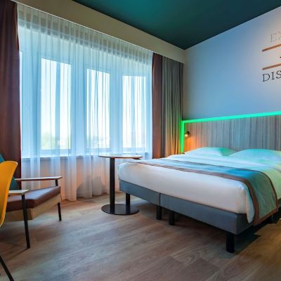 Family Room Park Inn by Radisson Brussels Airport Promo Code