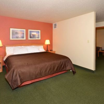 Suite, Multiple Beds, Non Smoking, Lake View