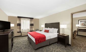 Ramada by Wyndham des Moines Airport