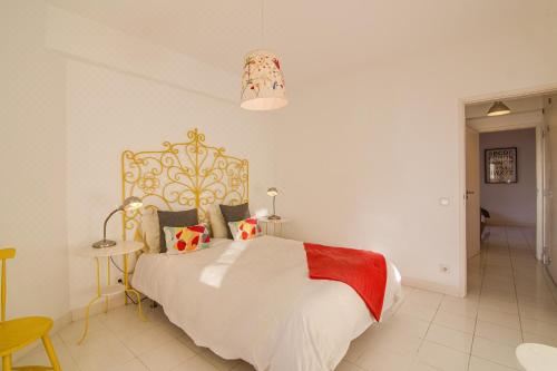 高级一卧室带阳台公寓