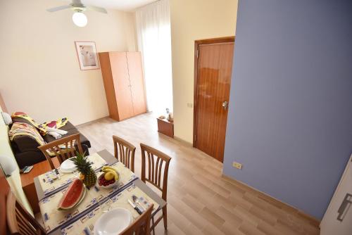 一卧室公寓（带阳台）