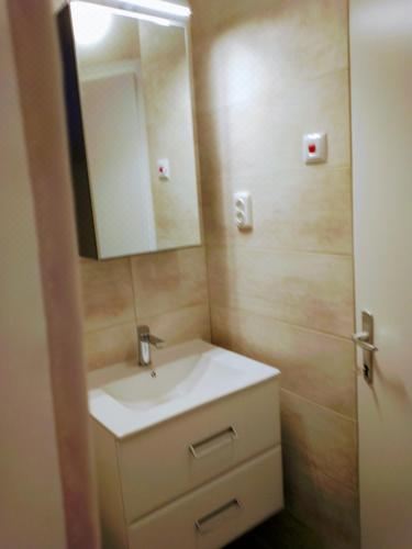 Apartments Olea One-Bedroom Apartment With Balcony And Sea View