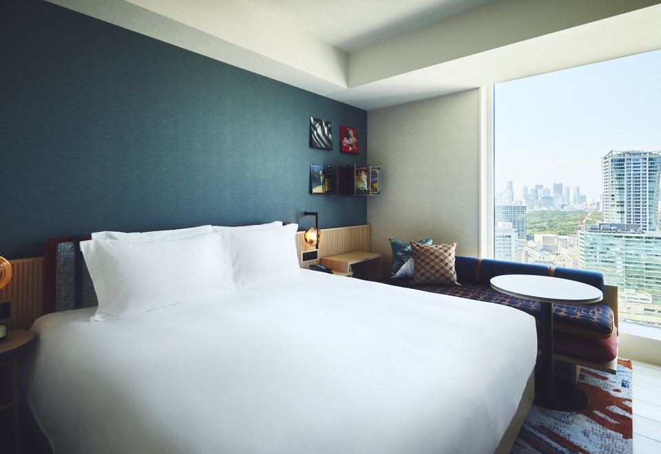 1 King Premium High Floor