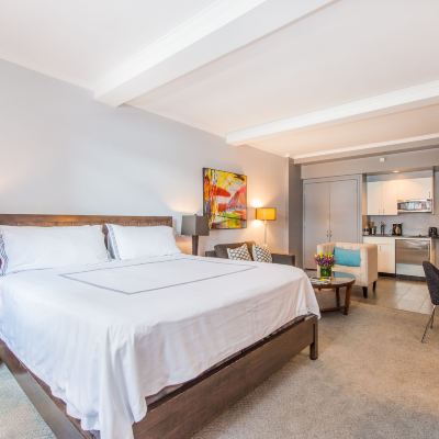 Studio King Room Lombardy Hotel Promo Code