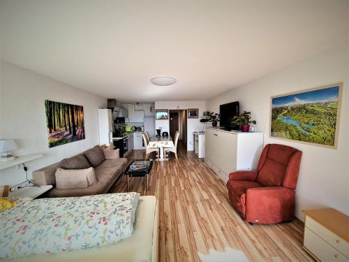 56号 - 带山景的单间