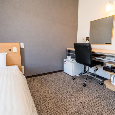 【禁煙】スタンダードルーム スーパーホテル大津駅前 クーポン