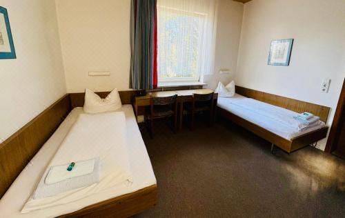 双床房（带淋浴）