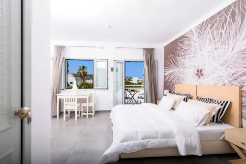 Angela Studios Apartments