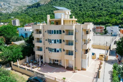 Hotel Dana Hotels in 