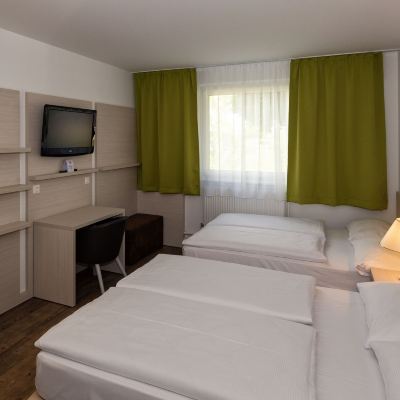 Triple Room LifeHotel Vienna Airport Promo Code