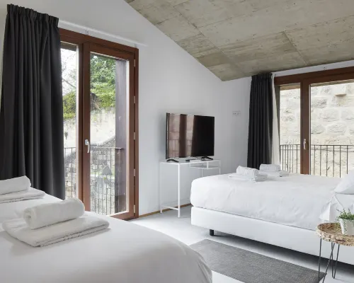 Iraipe Estella Rooms Auto Check-IN Hotels in Estella-Lizarra