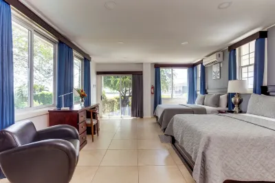 Harbour View Boutique Hotel & Wellness Retreat Hôtels à : 