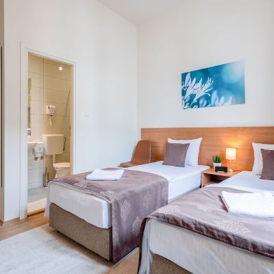 Double or Twin Room Ensuite Booking Bnb Promo Code