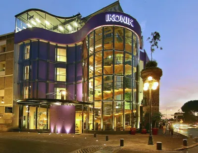 Ikonik Hotel Puebla Отели в г. 