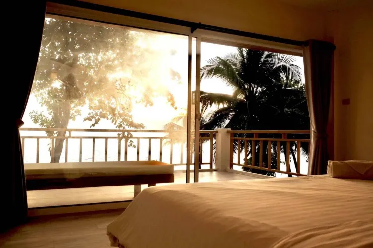 ห้องพรีเมียมริมชายหาด ชั้น 2