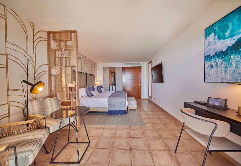 尊享俱樂部小型套房， 露臺， 海景