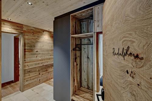 Eibele Chalets Two-Bedroom Chalet