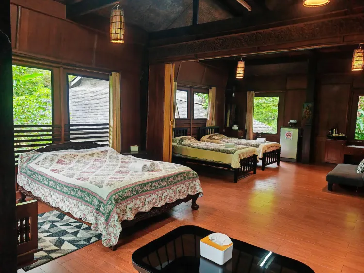 ห้องพักพร้อมห้องน้ำรวม