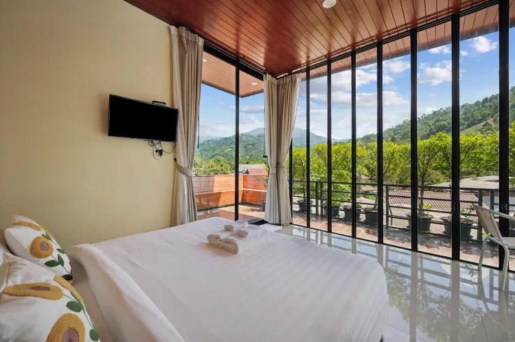 ห้องดีลักซ์เนินเขา