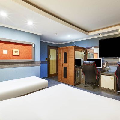 Couple Pc Sauna Twin Bed Room (65-Inch Large Tv, Sauna, Double Bed + Single Bed) Incheon (Juan) Some Promo Code