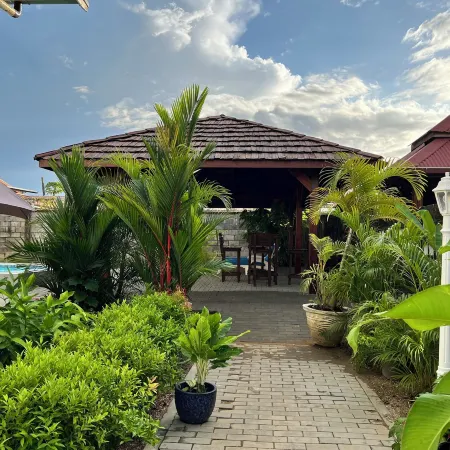Villa Famiri Boutique Hotel