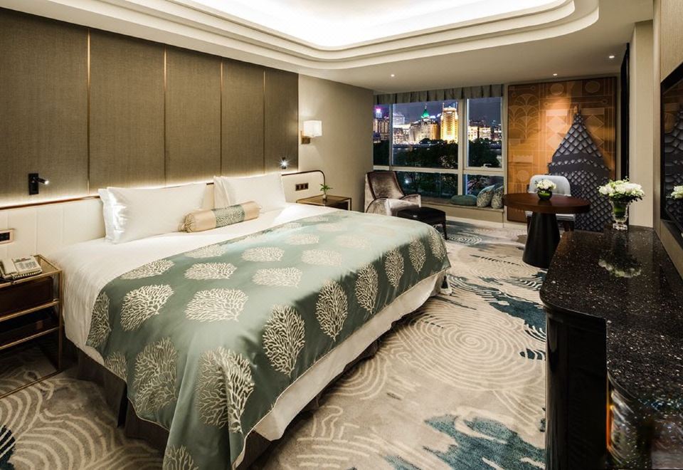 高级江景大床房