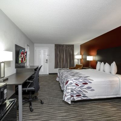 Superior King Room Non smoking Red Roof Inn Defuniak Springs Promo Code