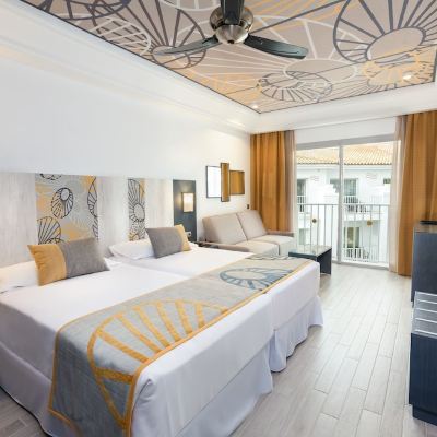 Grand Double Room with Balcony