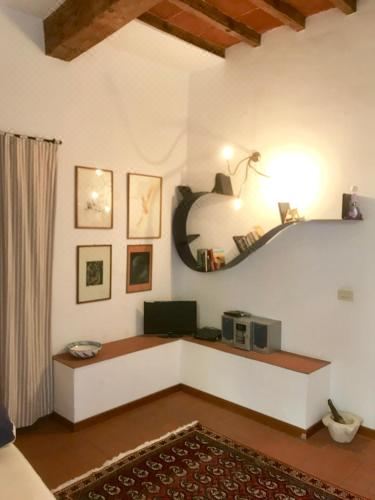 Gino's Place Apartment