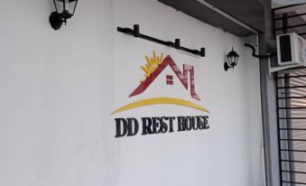 OYO Home 90671 Dd Rest House