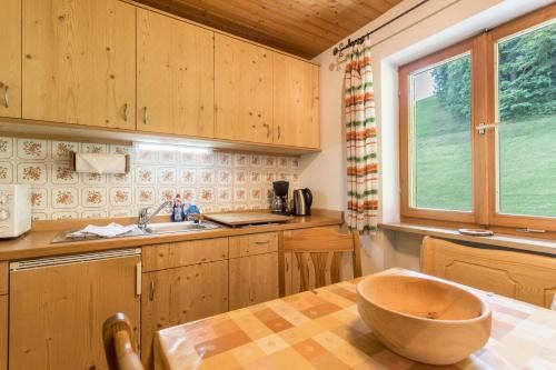 高级一卧室带阳台公寓