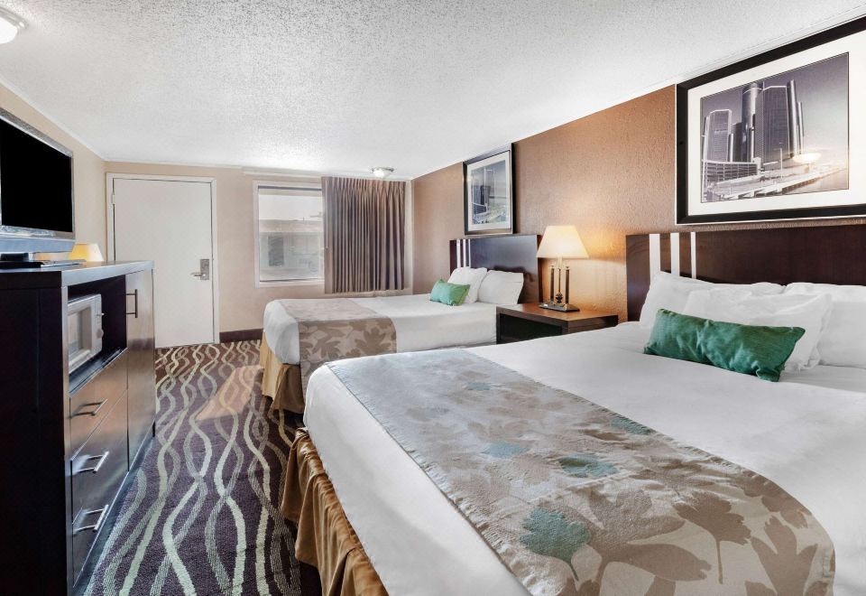 Travelodge by Wyndham Monroe - Housity