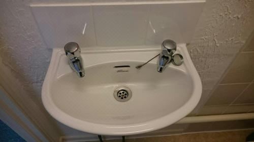 Lyndhurst Guest House Room 7 River View (Second Floor)