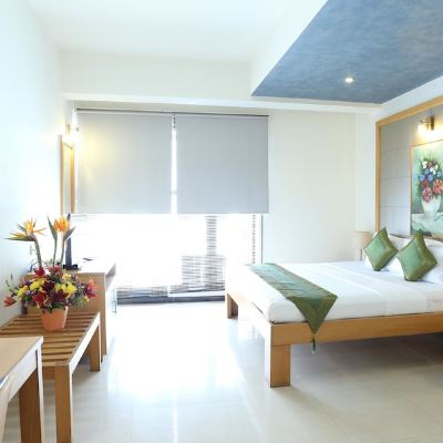 Deluxe Double Room Treebo Trend Edha Suites Promo Code