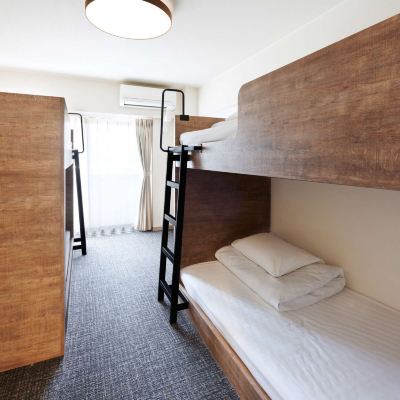 上下鋪四人房 蒙坦博多旅館優惠