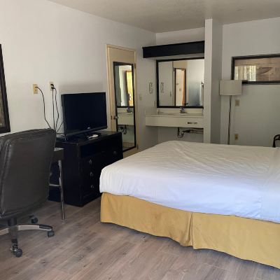 Queen Room-Non-Smoking Hotel Silver Lake Los Angeles Promo Code