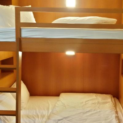 Bilik Peribadi Double Decker dengan Bilik Mandi Ensuite Kupon Penang Hill Lodge