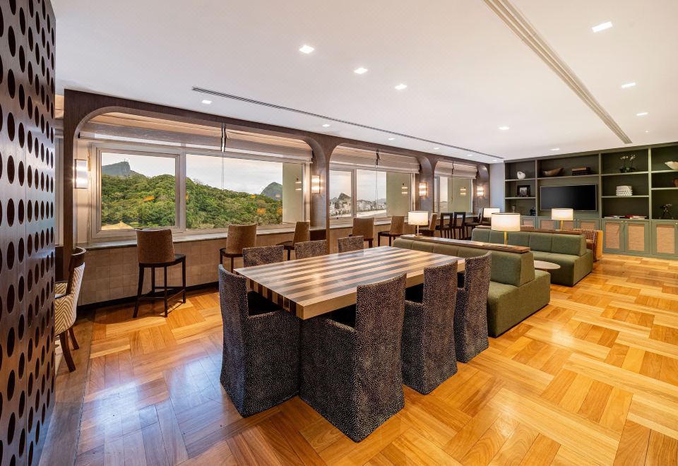 局部海景两张双人床房（可进入俱乐部休息室）