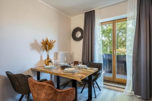 Time 2 Sea Superior Two-Bedroom Apartment